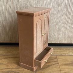 【初期】シルバニアファミリー　タンスの画像