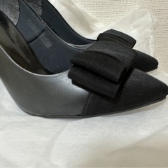 新品未使用✨ヒールの画像