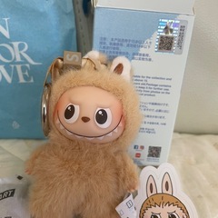 【正規品】ポップマート ラブブ イニシャルSの画像