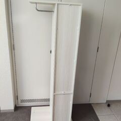 ミラー付き　ハンガーラック　収納付き　ホワイトの画像
