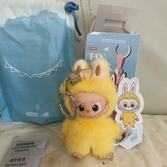お取引中【正規品】ポップマート ラブブ イニシャルＰの画像
