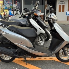 【原付専門店•在庫30台以上】ホンダ ディオ AF68 シルバー FI車【ご成約でヘルメットプレゼント】の画像