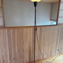 IKEA スタンドライトの画像
