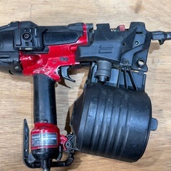 マキタ 高圧エア釘打ち機 AN935H 動作良好
の画像