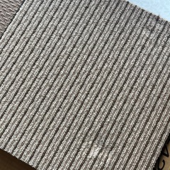 ニトリ　タイルカーペット　10枚500円　の画像