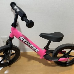 ストライダー　スポーツ　ピンク　ヘルメット付の画像