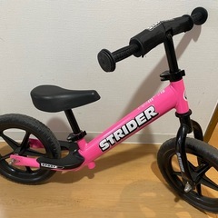 ストライダー　スポーツ　ピンク　ヘルメット付の画像