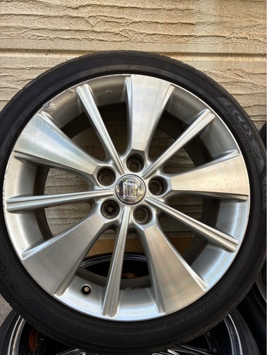 クラウン　18インチホイール