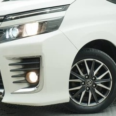 【自社ローン対応】トヨタ　ヴォクシー　ZS　スマートキー　LEDヘッドライト　両側電動スライドドアの画像