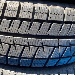 BRIDGESTONE 195/65R15 24年製＋23年製　冬タイヤの画像