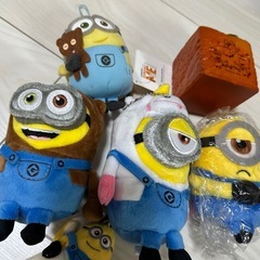 ミニオン　まとめ売り　ぬいぐるみ　アミューズメント商品　ふわふわ　未使用の画像