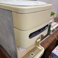 店用給水機の画像