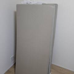 【ほぼ未使用】マットレス　売ります　２回のみ使用の画像