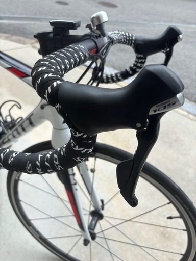 SCOTT ADDICT 30ロードバイク