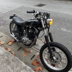 YAMAHA sr400の画像