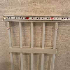 突っ張り棚の画像