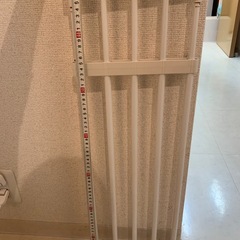 突っ張り棚の画像