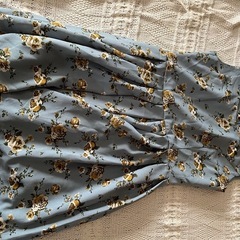 女児　レディース　ワンピース　4点まとめうり　おまけ付きの画像