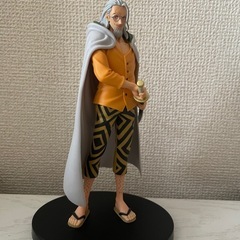 ワンピース レイリー フィギュアの画像