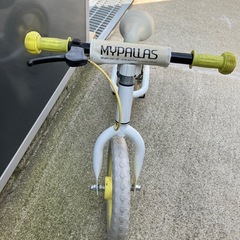 子ども用ペダルなし自転車 の画像