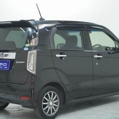 ✨衝突被害軽減ブレーキ、アイドリングストップ、エアロ、HIDヘッドライト、ハーフレザーシート、Bluetooth、ワンセグ、バックカメラ付き！の画像