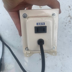 SK-1100-U 変圧器 1100W 昇降両用の画像