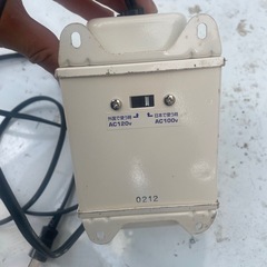 SK-1100-U 変圧器 1100W 昇降両用の画像