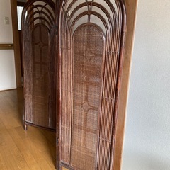 籐の盾の画像