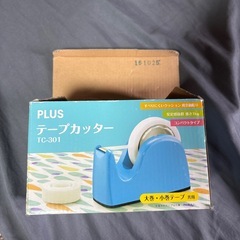 plus テープカッターの画像