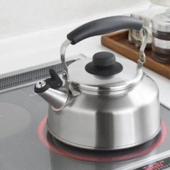 12日13日限定　燕三条製そそいでマウス注ぎやすい笛吹ケトル２．６Ｌの画像