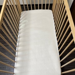  ベビーベッド＋マットレスセット　IKEA SINGLARの画像