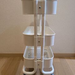 IKEA　RÅSKOG？ ロースコグ？ワゴン3段　約24x37x高さ65の画像