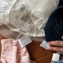 子供服　女の子　デニム　80　チュールスカート　オーバーオール　コーデュロイ　Tシャツの画像