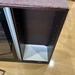 キッチンカウンター棚の画像