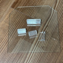 20センチキューブ水槽とLED照明の画像
