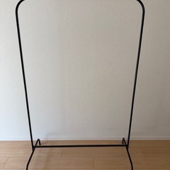 IKEA 衣類ラックの画像