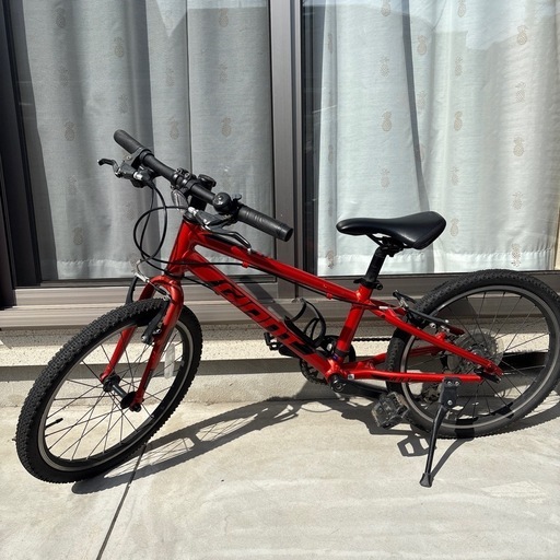 ジャイアント　キッズ　自転車