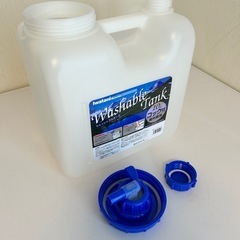 ウォータータンク　未使用品　ウォッシャブルタンク　岩谷マテリアル　１０リットルの画像