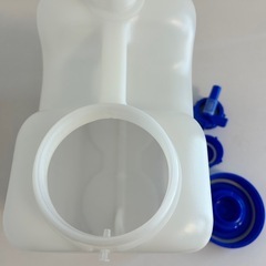 ウォータータンク　未使用品　ウォッシャブルタンク　岩谷マテリアル　１０リットルの画像