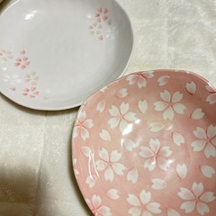 陶器製皿9枚セット 3Coins リラックマ キティ 桜柄 スターの画像