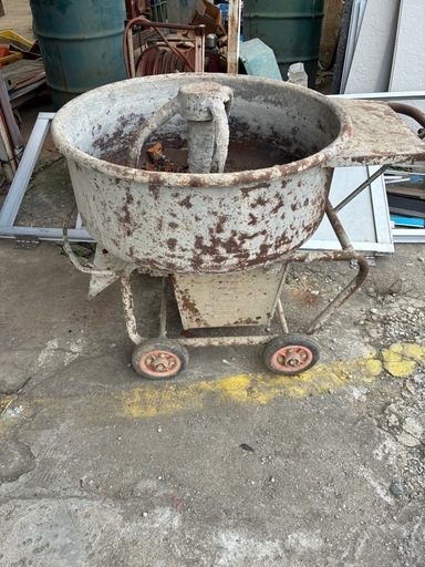 コンクリートミキサー