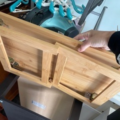 折りたたみテーブルの画像