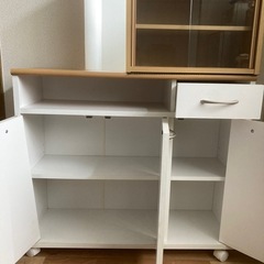 キッチン棚の画像