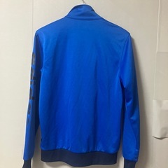 アディダス　ジャージ上の画像