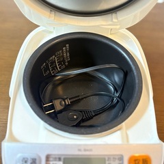 象印　炊飯器　炊飯ジャー　３合炊きの画像