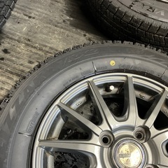 値下げしました。値段交渉可　。スタッドレス　ブリザックVRX2  新品同様　145/80r13  イボ付き の画像