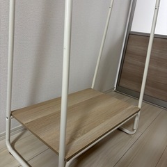 ハンガーラックの画像
