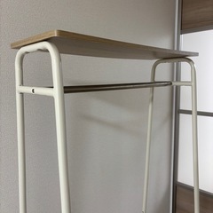 ハンガーラックの画像