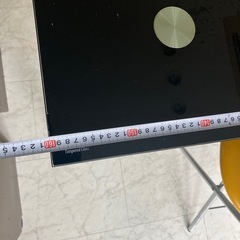 ダイニングテーブル椅子の画像