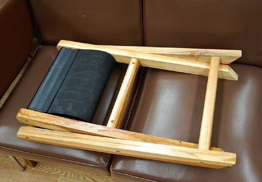 折りたたみ スツール 幅50&times;奥41&times;高46cm 本革 木製フレーム ブラック チェア 椅子 いす イス 腰かけ 札幌市 清田区 平岡